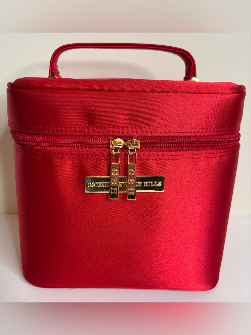 GIORGIO, BEVERLY HILLS SATIN COSMETIC BAG